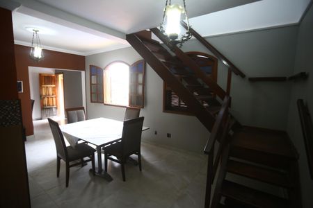 Casa à venda com 360m², 6 quartos e 6 vagasSala de jantar