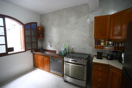 Casa à venda com 360m², 6 quartos e 6 vagasCozinha
