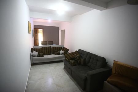 Casa à venda com 360m², 6 quartos e 6 vagasSala de TV