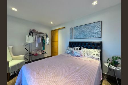 Casa de condomínio à venda com 554m², 5 quartos e 3 vagasQuarto 2