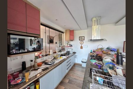 Casa de condomínio à venda com 554m², 5 quartos e 3 vagasCozinha