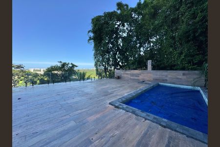 Casa de condomínio à venda com 554m², 5 quartos e 3 vagasTerraço