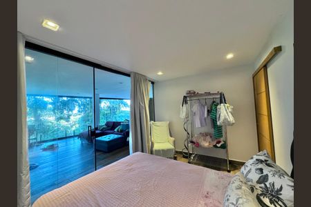 Casa de condomínio à venda com 554m², 5 quartos e 3 vagasQuarto 2