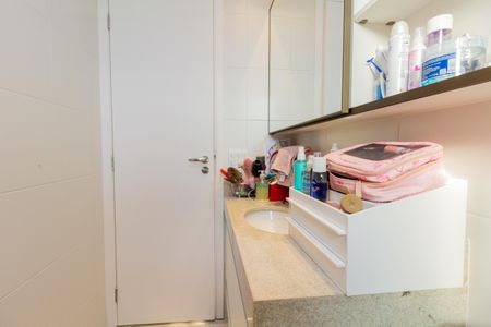 Apartamento à venda com 107m², 3 quartos e 2 vagasBanheiro da Suíte