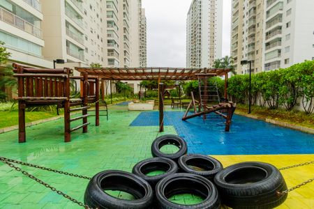 Apartamento à venda com 107m², 3 quartos e 2 vagasÁrea comum - Playground