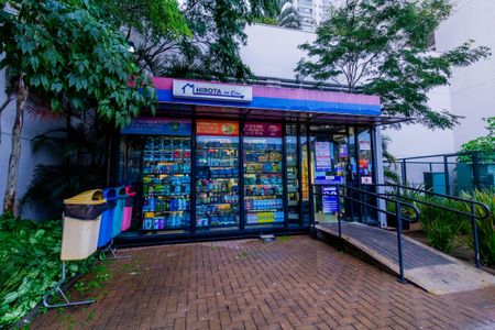 Apartamento à venda com 107m², 3 quartos e 2 vagasÁrea comum - Mercadinho