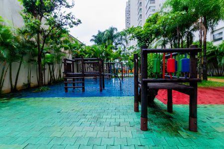 Apartamento à venda com 107m², 3 quartos e 2 vagasÁrea comum - Playground