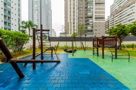 Apartamento à venda com 107m², 3 quartos e 2 vagasÁrea comum - Playground
