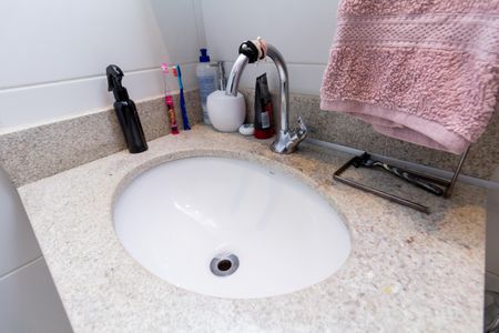 Apartamento à venda com 107m², 3 quartos e 2 vagasBanheiro 1