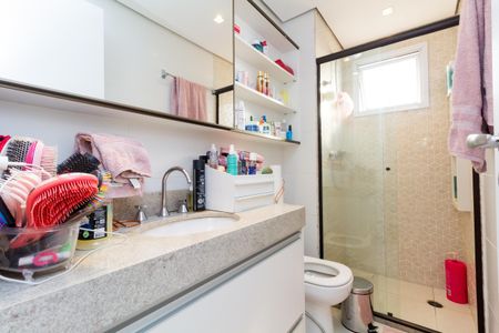 Apartamento à venda com 107m², 3 quartos e 2 vagasBanheiro da Suíte