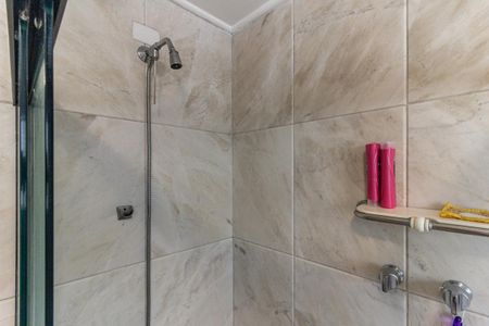 Apartamento à venda com 241m², 3 quartos e 4 vagasBanheiro da Suíte 1