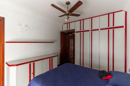 Apartamento à venda com 241m², 3 quartos e 4 vagas Suíte 2