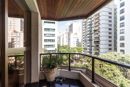 Apartamento à venda com 241m², 3 quartos e 4 vagasVaranda da Sala