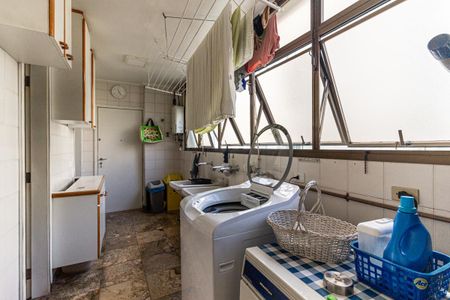 Apartamento à venda com 241m², 3 quartos e 4 vagasÁrea de Serviço