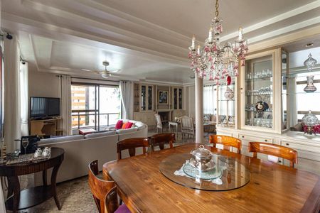 Apartamento à venda com 241m², 3 quartos e 4 vagasSala de Jantar