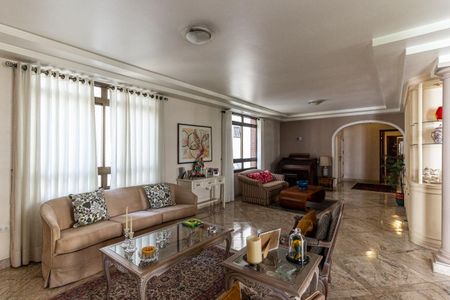 Apartamento à venda com 241m², 3 quartos e 4 vagasSala