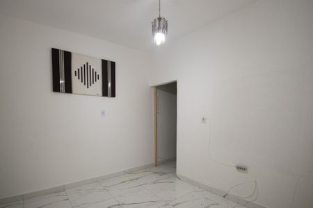 Casa para alugar com 52m², 1 quarto e sem vaga Casa para alugar com 52m², 1 quarto e sem vagaSala