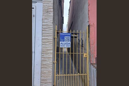 Casa para alugar com 52m², 1 quarto e sem vaga Casa para alugar com 52m², 1 quarto e sem vagaFachada com Plaqunha