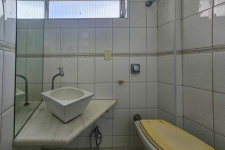 Apartamento para alugar com 60m², 2 quartos e 1 vagaBanheiro