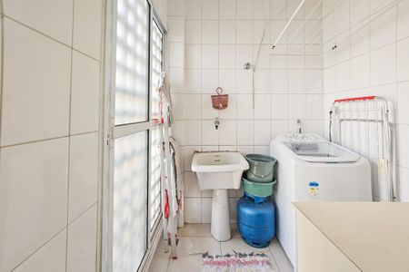 Apartamento para alugar com 60m², 2 quartos e 1 vagaÁrea de serviço
