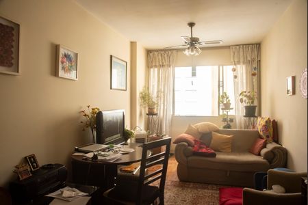 Apartamento à venda com 52m², 1 quarto e sem vagaSala