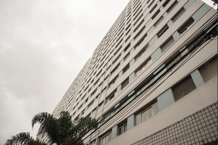 Apartamento à venda com 52m², 1 quarto e sem vaga Apartamento à venda com 52m², 1 quarto e sem vagaFachada