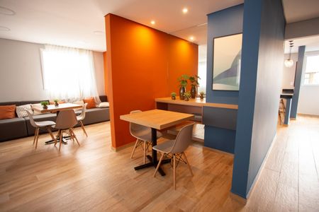 Apartamento à venda com 38m², 2 quartos e sem vagaÁrea comum