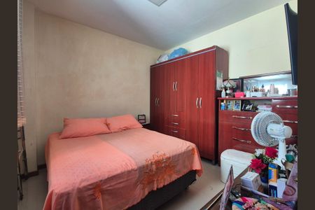 Apartamento à venda com 169m², 3 quartos e 4 vagasQuarto