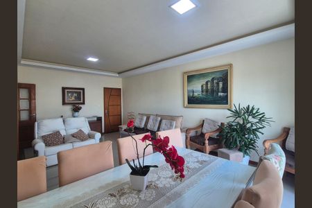 Apartamento à venda com 169m², 3 quartos e 4 vagasSala