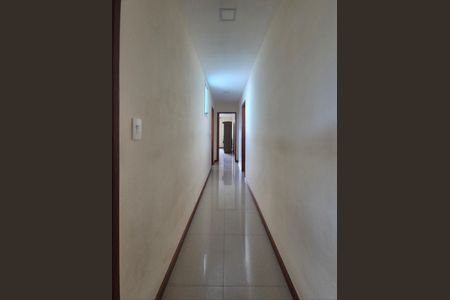 Apartamento à venda com 169m², 3 quartos e 4 vagasCorredor