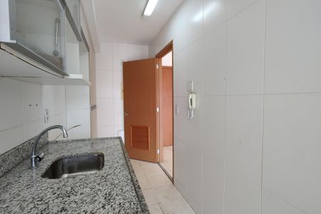 Apartamento à venda com 67m², 2 quartos e 1 vagaCozinha - Armários