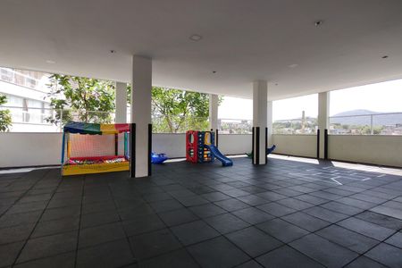 Apartamento à venda com 67m², 2 quartos e 1 vagaÁrea comum - Playground