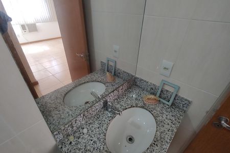 Apartamento à venda com 67m², 2 quartos e 1 vagaBanheiro da Suíte 2