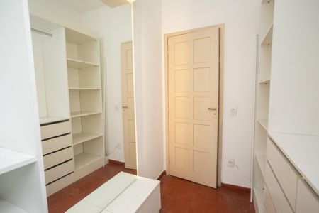Apartamento à venda com 78m², 2 quartos e 2 vagasDespensa