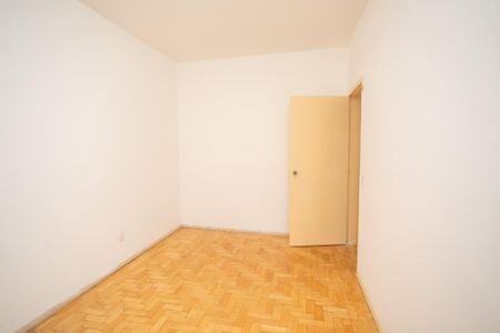 Apartamento à venda com 78m², 2 quartos e 2 vagasQuarto 1