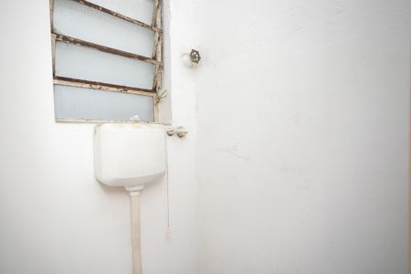 Apartamento à venda com 78m², 2 quartos e 2 vagasBanheiro de Serviço