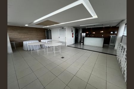 Apartamento à venda com 48m², 2 quartos e 1 vaga Apartamento à venda com 48m², 2 quartos e 1 vagaÁrea comum - Salão de festas
