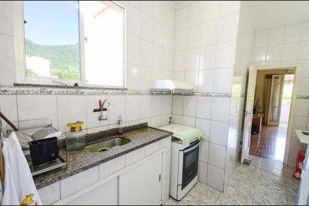 Apartamento à venda com 74m², 2 quartos e sem vagaCozinha