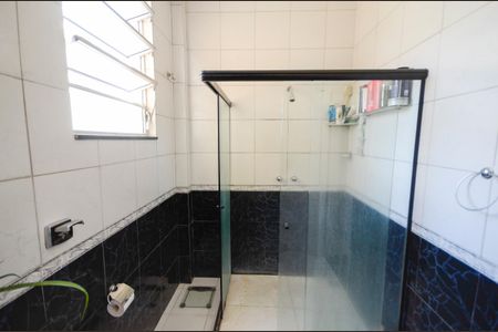 Apartamento à venda com 74m², 2 quartos e sem vagaBanheiro
