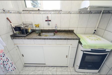 Apartamento à venda com 74m², 2 quartos e sem vagaCozinha