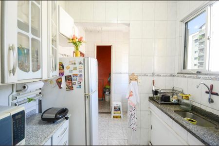 Apartamento à venda com 74m², 2 quartos e sem vagaCozinha