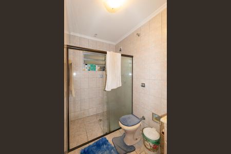 Casa à venda com 578m², 8 quartos e sem vagaBanheiro - Casa 2