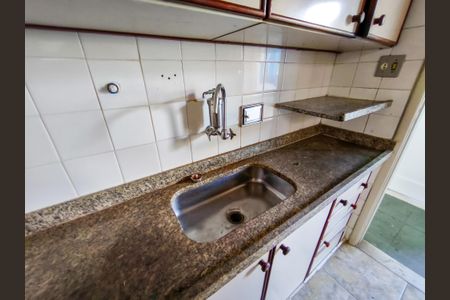 Apartamento à venda com 70m², 2 quartos e 1 vagaCozinha