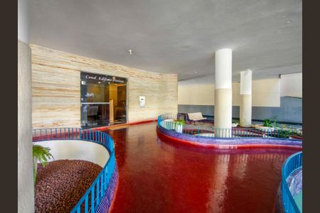 Apartamento à venda com 70m², 2 quartos e 1 vagaFachada e portaria