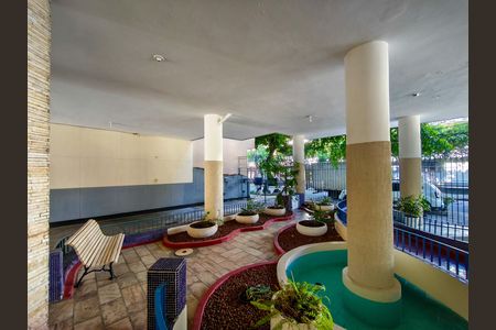 Apartamento à venda com 70m², 2 quartos e 1 vagaFachada e portaria