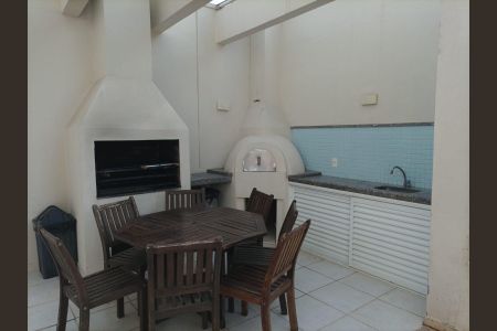 Apartamento para alugar com 69m², 2 quartos e 2 vagas Apartamento para alugar com 69m², 2 quartos e 2 vagasÁrea comum - Churrasqueira