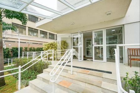 Apartamento à venda com 63m², 2 quartos e 1 vaga Apartamento à venda com 63m², 2 quartos e 1 vagaFachada