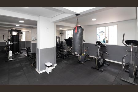 Apartamento à venda com 47m², 2 quartos e 1 vaga Apartamento à venda com 47m², 2 quartos e 1 vagaÁrea comum - Academia