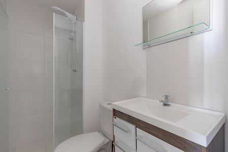 Apartamento para alugar com 30m², 2 quartos e sem vaga Apartamento para alugar com 30m², 2 quartos e sem vagaBanheiro