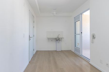 Apartamento para alugar com 30m², 2 quartos e sem vaga Apartamento para alugar com 30m², 2 quartos e sem vagaSala/Cozinha